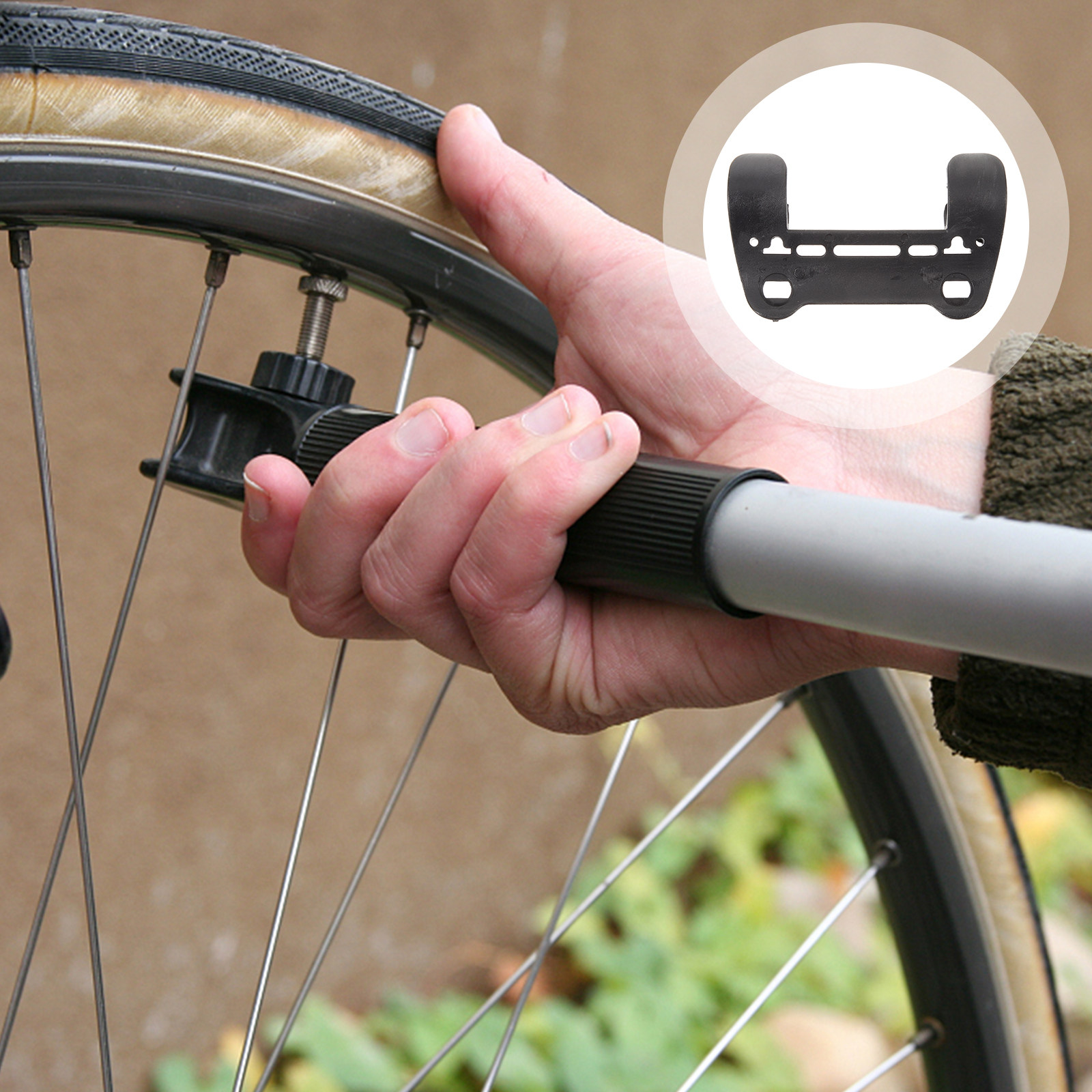 Bike Pump Frame Mount - プロ用自転車インフレーターラック ユニバーサルポンプホルダー サイクリング屋外使用用 プラスチック製ポンプ固定ブラケット フレーム取り付け型